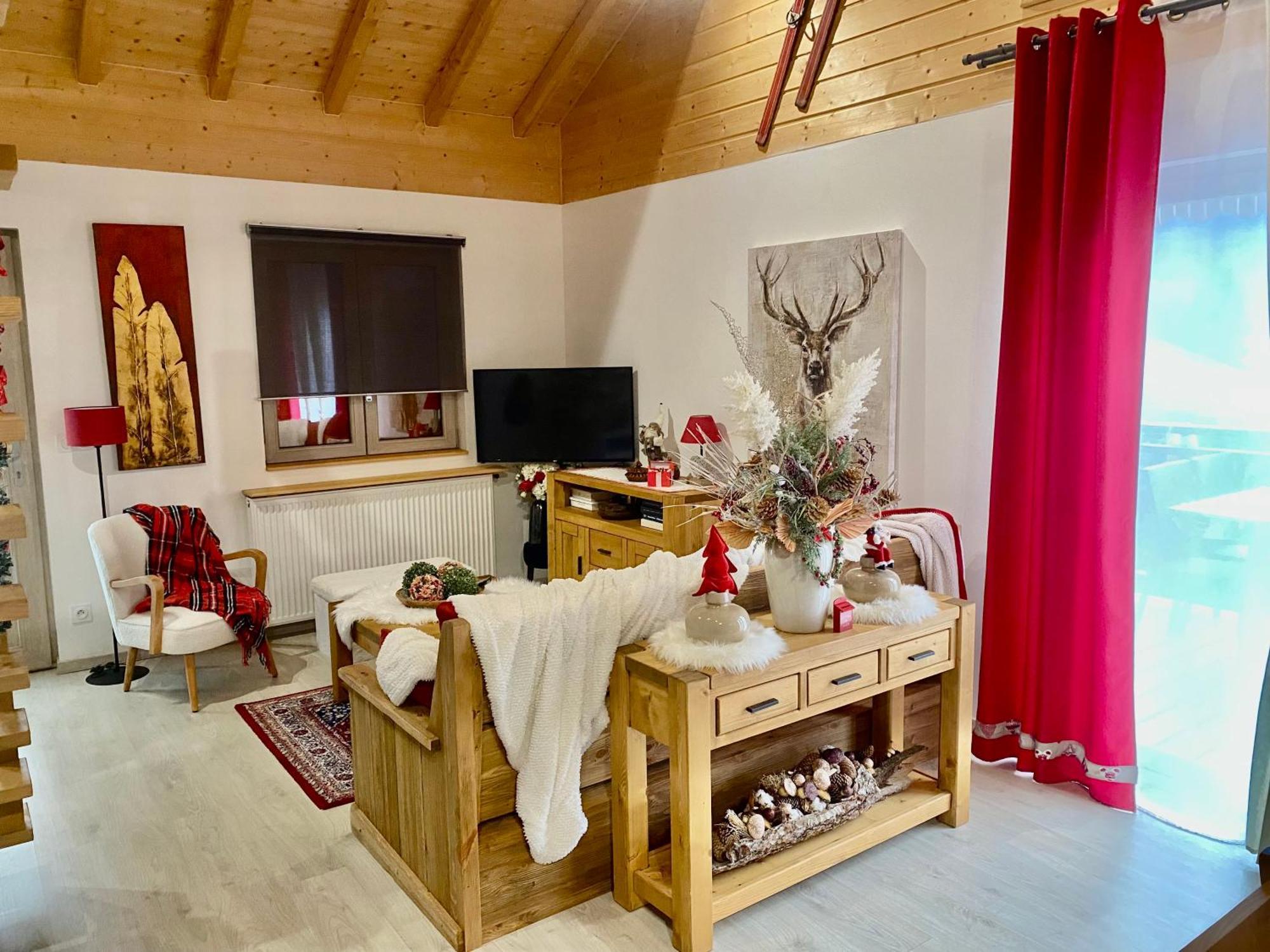 Coise-Saint-Jean-Pied-Gauthier Chalet A La Campagne מראה חיצוני תמונה